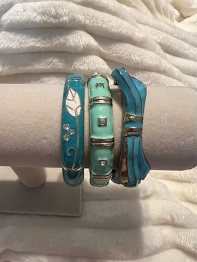 Three-Piece Turquoise & Mint Green Enamel Hinged Bangle Set NWOT